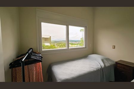 Casa de condomínio à venda com 393m², 4 quartos e 6 vagas