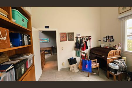 Casa de condomínio à venda com 393m², 4 quartos e 6 vagas