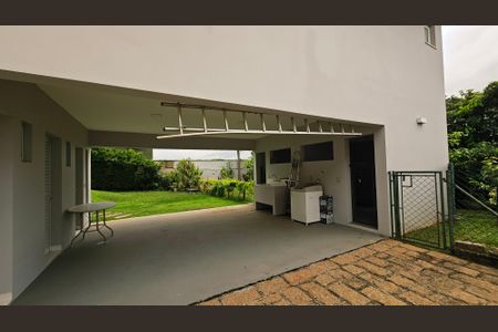 Casa de condomínio à venda com 393m², 4 quartos e 6 vagas