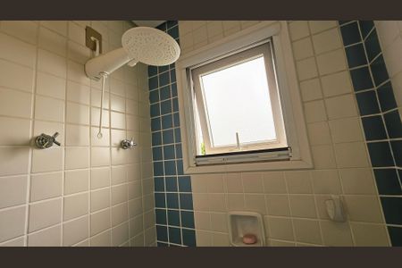 Casa de condomínio à venda com 393m², 4 quartos e 6 vagas