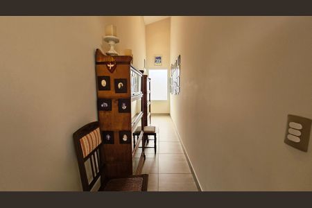 Casa de condomínio à venda com 393m², 4 quartos e 6 vagas