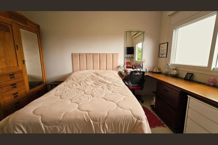 Casa de condomínio à venda com 393m², 4 quartos e 6 vagas