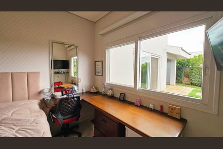 Casa de condomínio à venda com 393m², 4 quartos e 6 vagas