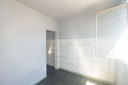 Quarto de kitnet/studio para alugar com 1 quarto, 58m² em Inhoaíba, Rio de Janeiro