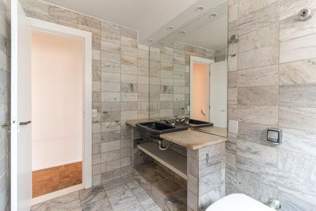 Apartamento à venda com 200m², 2 quartos e 1 vagaBanheiro