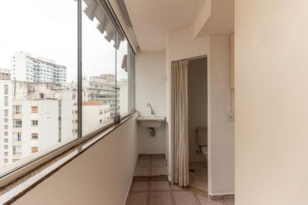 Apartamento à venda com 200m², 2 quartos e 1 vagaÁrea de Serviço