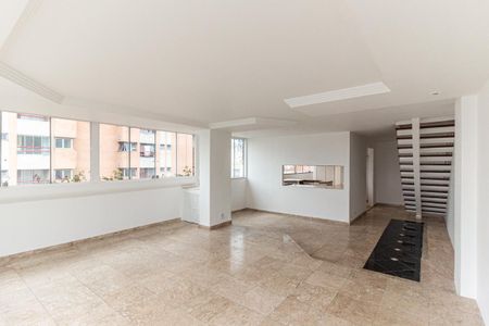 Apartamento à venda com 200m², 2 quartos e 1 vagaSala