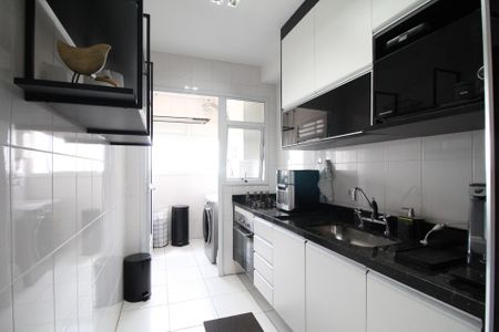 Apartamento à venda com 67m², 2 quartos e 1 vagaCozinha