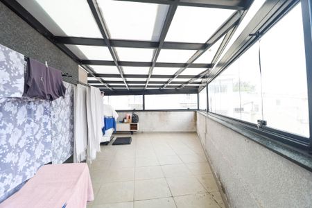 Apartamento à venda com 121m², 2 quartos e 2 vagas