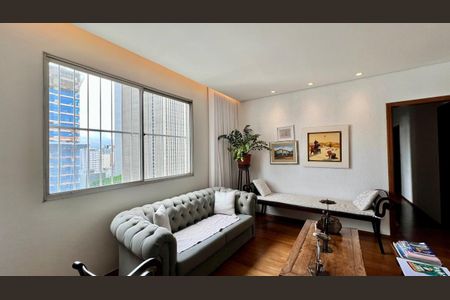 Apartamento à venda com 120m², 4 quartos e 2 vagassala 