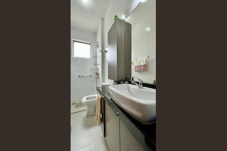 Apartamento à venda com 120m², 4 quartos e 2 vagasbanho