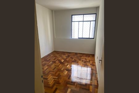 Apartamento à venda com 78m², 2 quartos e 1 vaga