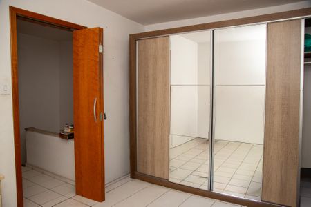 Casa para alugar com 75m², 2 quartos e 1 vagaQuarto 1