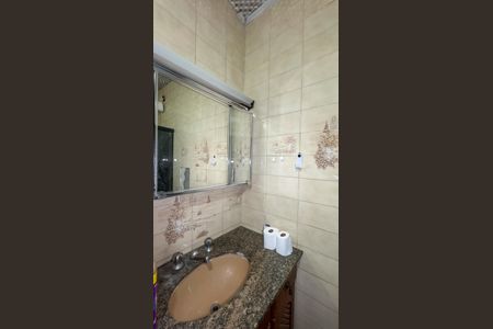 Casa para alugar com 75m², 2 quartos e 1 vagaBanheiro