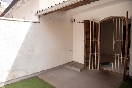 Casa para alugar com 75m², 2 quartos e 1 vagaVaranda