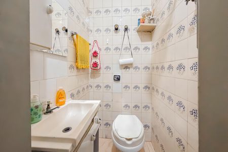 Casa à venda com 100m², 5 quartos e 1 vagaBanheiro Social