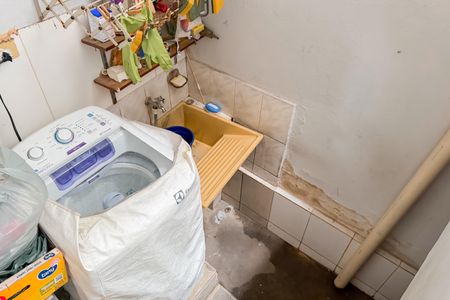 Casa à venda com 100m², 5 quartos e 1 vagaÁrea de Serviço