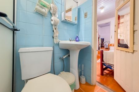 Casa à venda com 100m², 5 quartos e 1 vagaBanheiro do Piso Superior