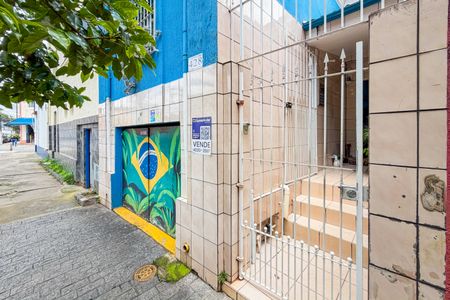 Casa à venda com 100m², 5 quartos e 1 vagaFachada