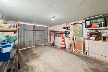 Casa à venda com 100m², 5 quartos e 1 vagaGaragem