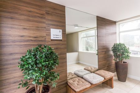 Casa de condomínio à venda com 73m², 2 quartos e 2 vagasHall social