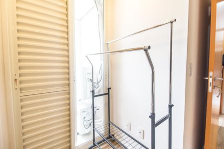 Casa de condomínio à venda com 73m², 2 quartos e 2 vagasSuíte