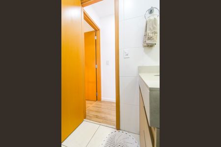 Casa de condomínio à venda com 73m², 2 quartos e 2 vagasBanheiro 2
