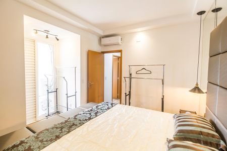 Casa de condomínio à venda com 73m², 2 quartos e 2 vagasSuíte