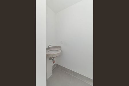 Lavabo de apartamento à venda com 2 quartos, 76m² em Itaim Bibi, São Paulo