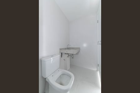 Apartamento à venda com 76m², 2 quartos e 1 vaga Apartamento à venda com 76m², 2 quartos e 1 vagaBanheiro da Suíte 1