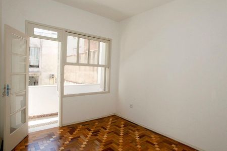 Quarto 2 de apartamento para alugar com 2 quartos, 75m² em Petrópolis, Porto Alegre