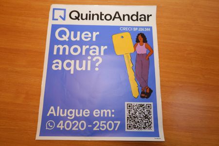 Apartamento para alugar com 42m², 2 quartos e sem vagaPlaca instalada na janela do imóvel (3º andar) - Código da placa: RXQW-1035