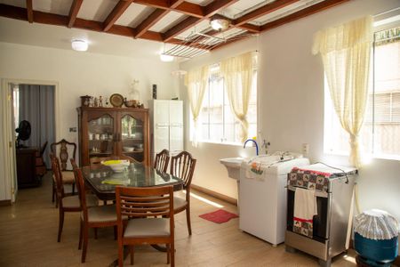 Casa para alugar com 25m², 1 quarto e sem vagaCozinha e Área de Serviço