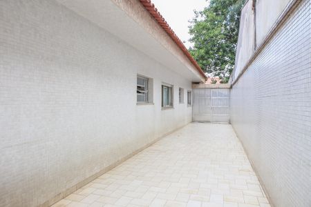 Casa à venda com 500m², 5 quartos e 2 vagasCorredor Externo