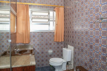 Casa à venda com 500m², 5 quartos e 2 vagasBanheiro da Suíte
