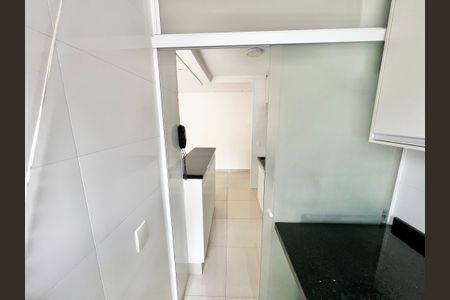 Apartamento para alugar com 48m², 2 quartos e 1 vaga Apartamento para alugar com 48m², 2 quartos e 1 vagaCozinha e Área de Serviço