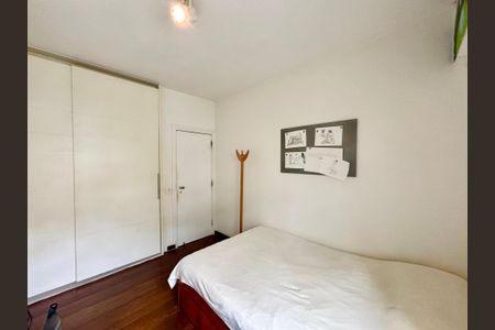 Apartamento para alugar com 184m², 4 quartos e 1 vagaQuarto 1