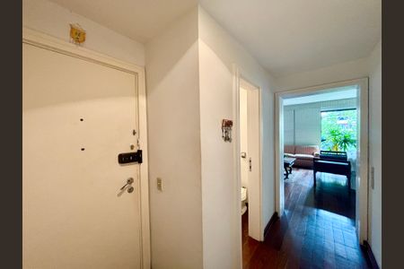 Apartamento para alugar com 184m², 4 quartos e 1 vagaCorredor
