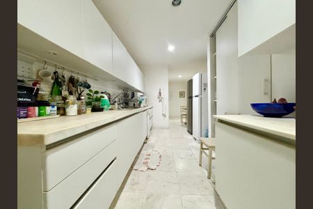 Apartamento para alugar com 184m², 4 quartos e 1 vagaCozinha