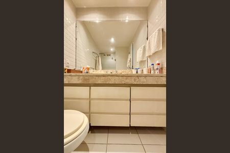 Apartamento para alugar com 184m², 4 quartos e 1 vagaBanheiro social