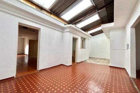Casa à venda com 198m², 3 quartos e 3 vagasQuintal