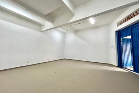 Casa à venda com 198m², 3 quartos e 3 vagasGalpão 