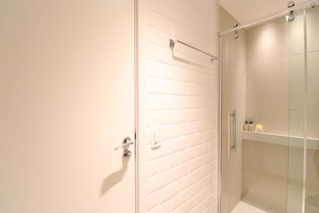 Apartamento à venda com 95m², 2 quartos e 2 vagasBanheiro da Suíte 1