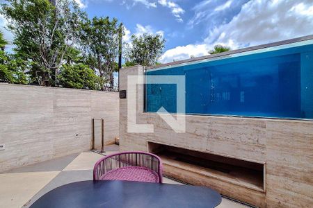 Apartamento à venda com 95m², 2 quartos e 2 vagas Apartamento à venda com 95m², 2 quartos e 2 vagasPiscina