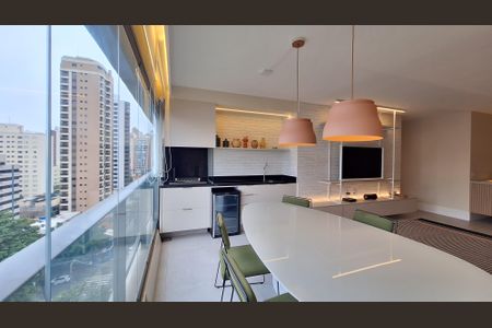 Apartamento à venda com 95m², 2 quartos e 2 vagas Apartamento à venda com 95m², 2 quartos e 2 vagasVaranda