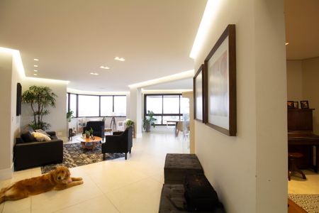 Apartamento à venda com 279m², 3 quartos e 5 vagas Apartamento à venda com 279m², 3 quartos e 5 vagasSala