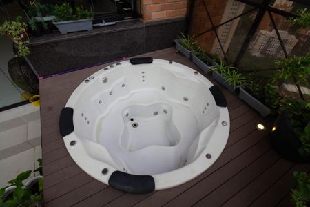 Apartamento à venda com 279m², 3 quartos e 5 vagas Apartamento à venda com 279m², 3 quartos e 5 vagasVaranda