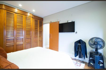 Apartamento à venda com 279m², 3 quartos e 5 vagas Apartamento à venda com 279m², 3 quartos e 5 vagasSuíte 2