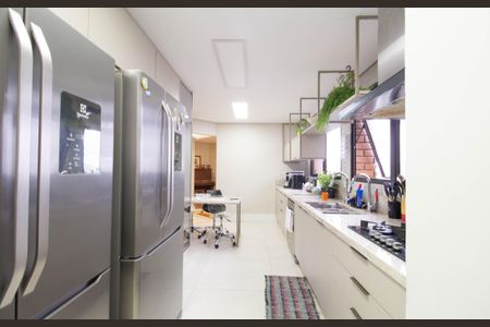 Apartamento à venda com 279m², 3 quartos e 5 vagas Apartamento à venda com 279m², 3 quartos e 5 vagasCozinha
