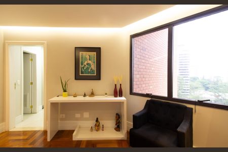 Apartamento à venda com 279m², 3 quartos e 5 vagas Apartamento à venda com 279m², 3 quartos e 5 vagasSala 3